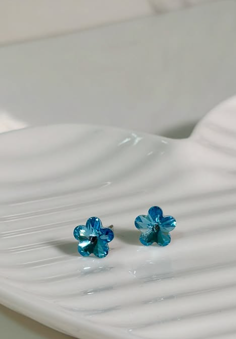 ARETES CAMI