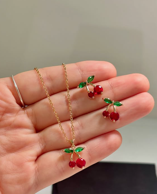 Aretes Sakura
